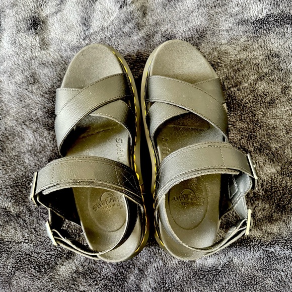 Dr. Martens Voss II Quad Platform Sandals - Picture 5 of 5